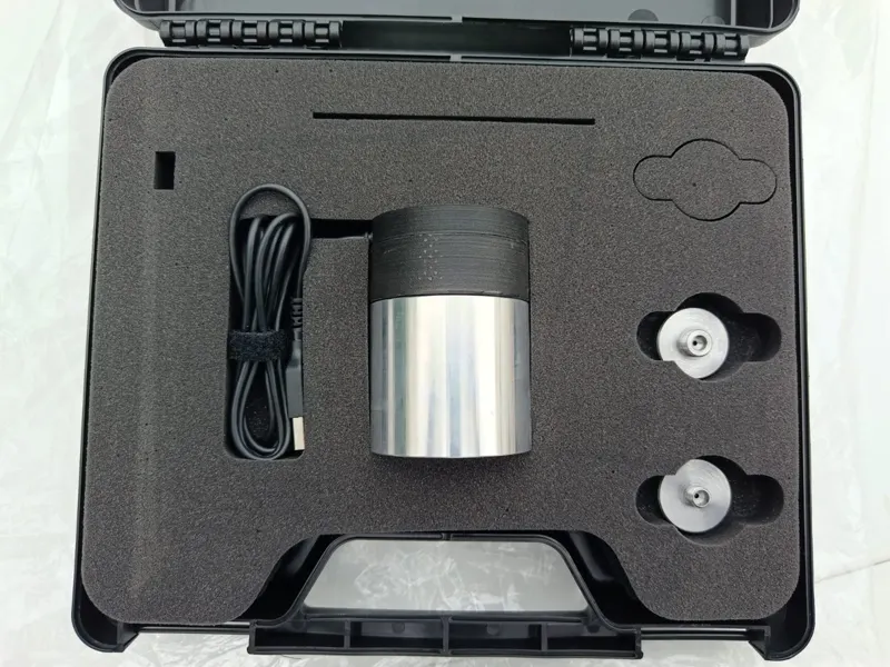 Nozzle centering kit in hard carrying case with USB cable and two nozzle adapters